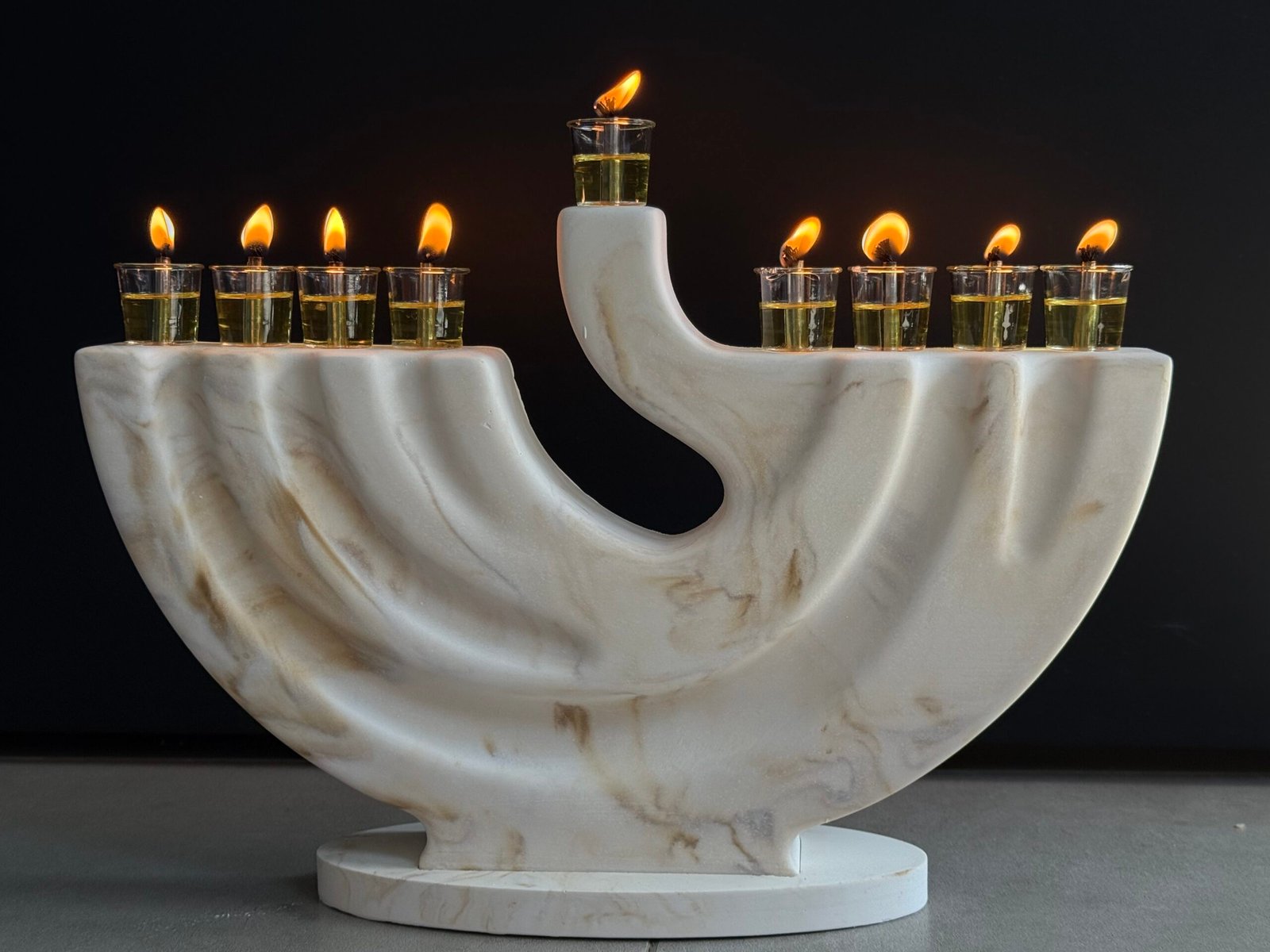 חנוכיה "אבן"